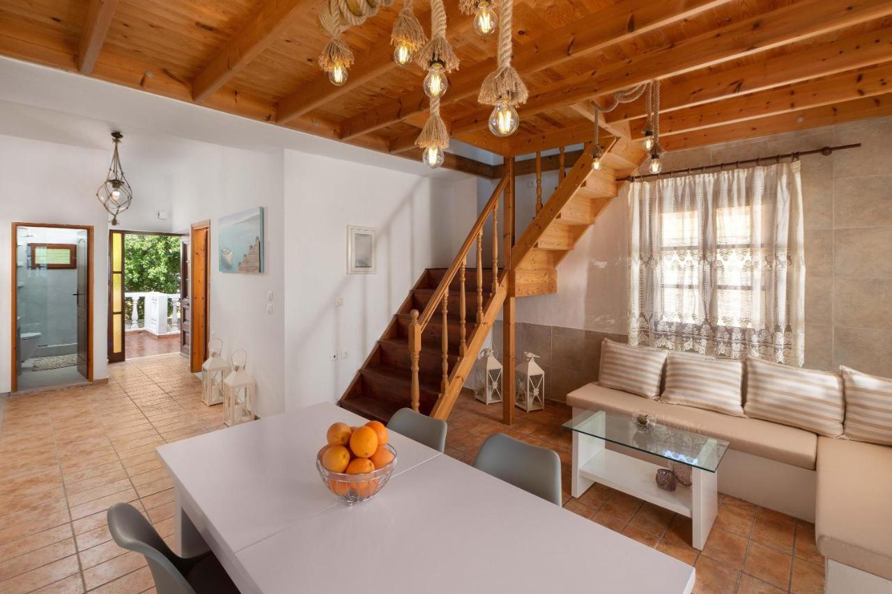 Maravelia Mare Guest House Sými Luaran gambar