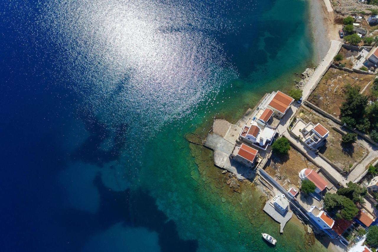 Maravelia Mare Guest House Sými Luaran gambar