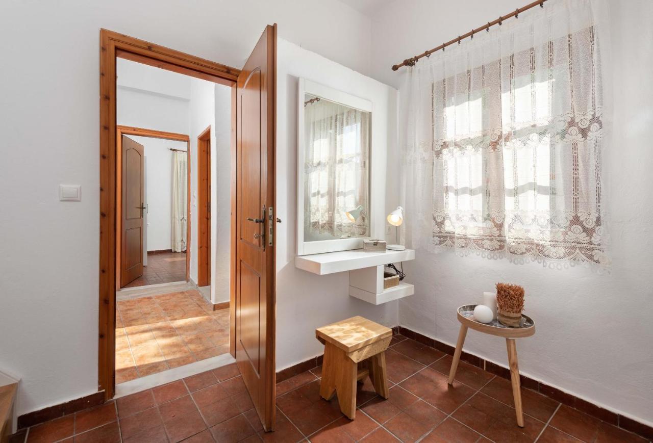 Maravelia Mare Guest House Sými Luaran gambar