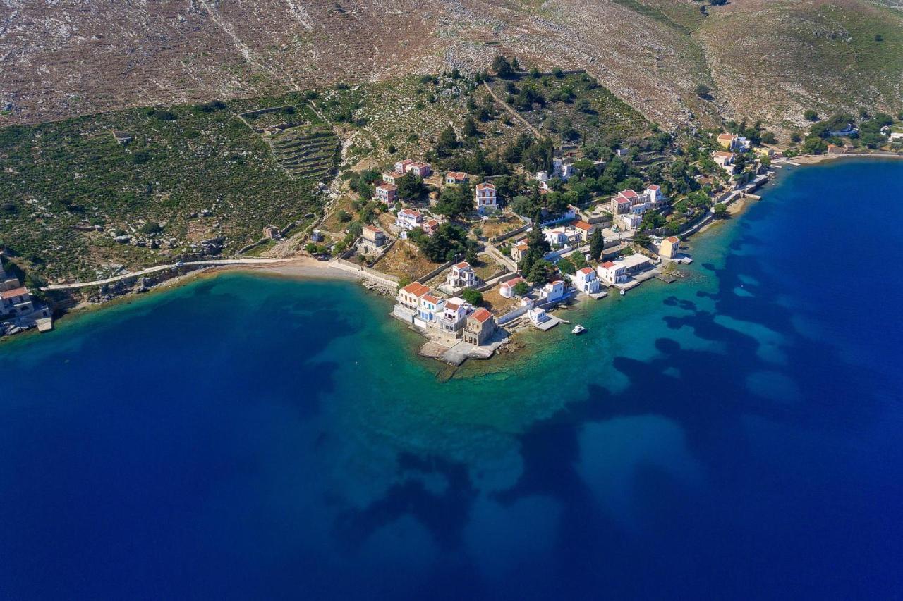 Maravelia Mare Guest House Sými Luaran gambar